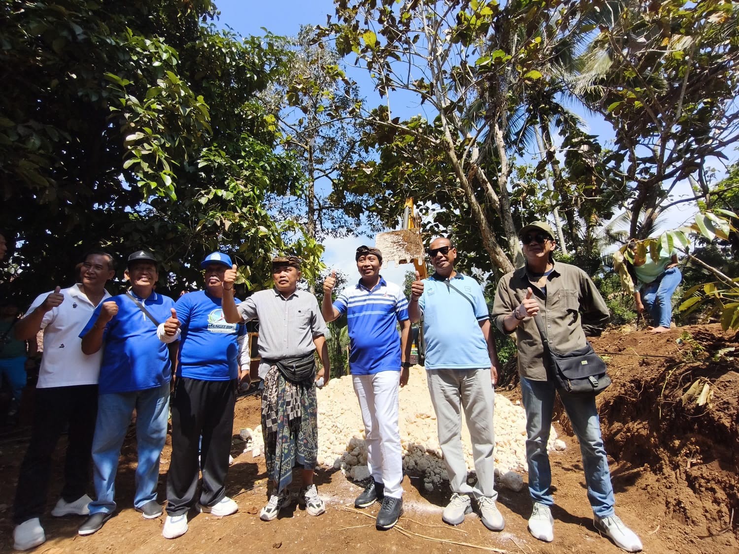 ​60-Year Wait Ends: New 1.26 Km Community Road Connects Remote Villages in Tabanan