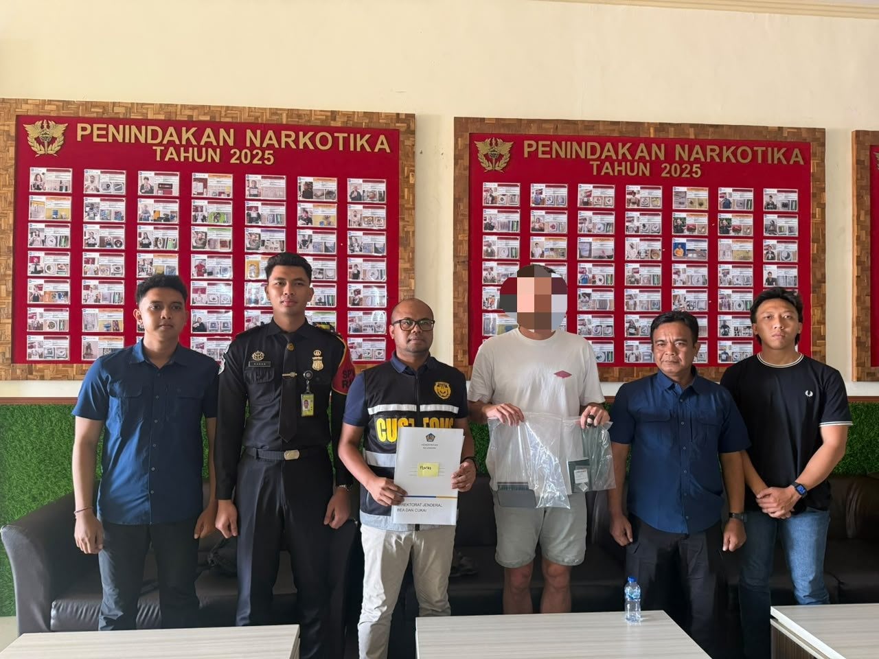Cocaine Found Inside Passport, Bali Immigration Stops Foreign National at Ngurah Rai Airport